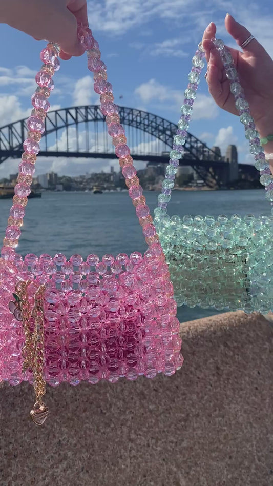 Looks like a Cinnamon Roll